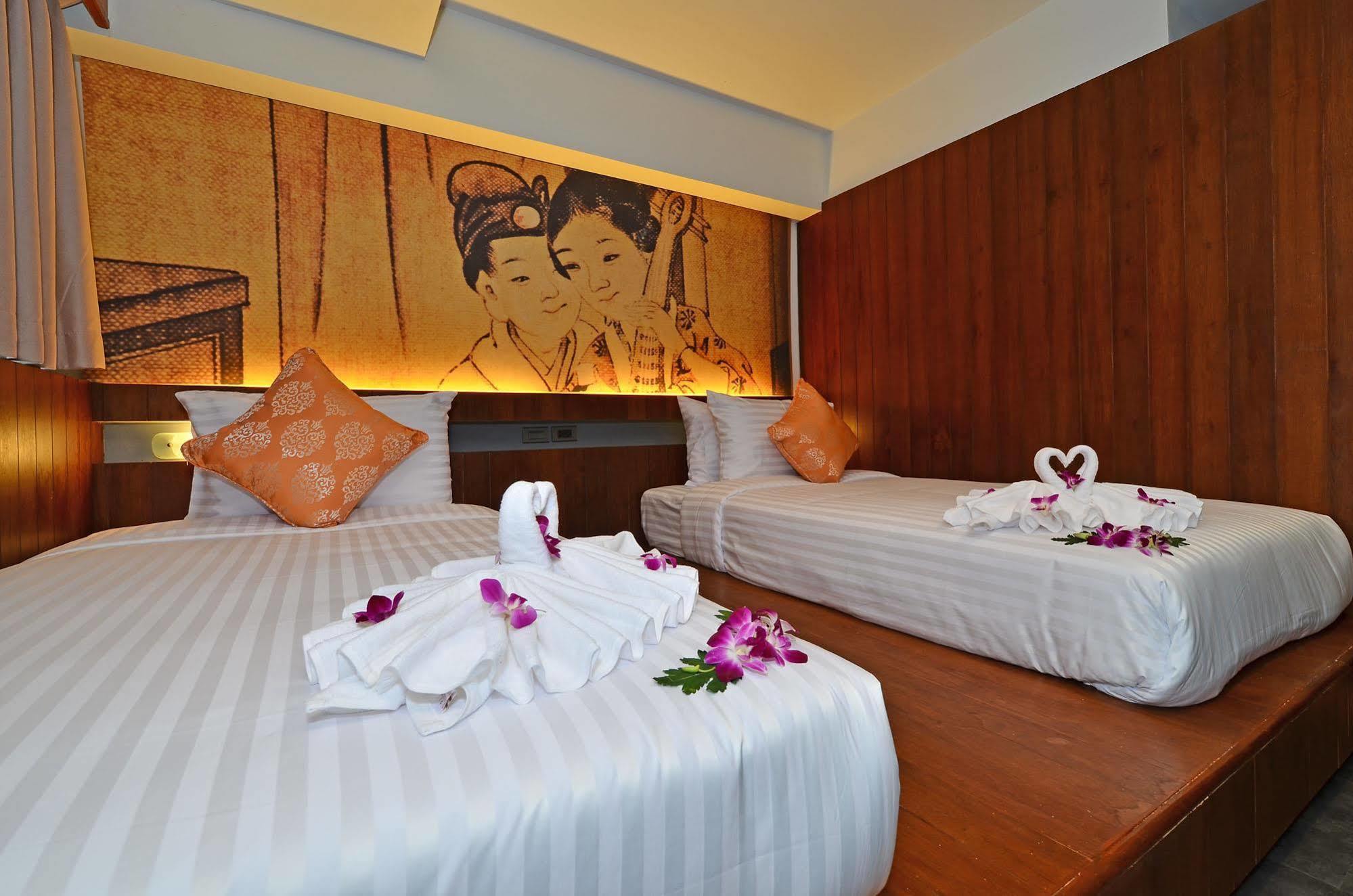 Lap Roi Karon Beachfront By Shanaya Zewnętrze zdjęcie